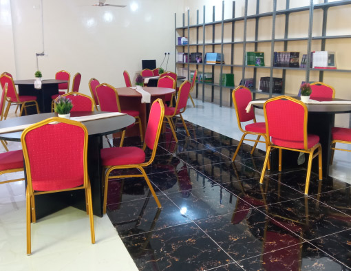 داخل مكتبة كلية الطب